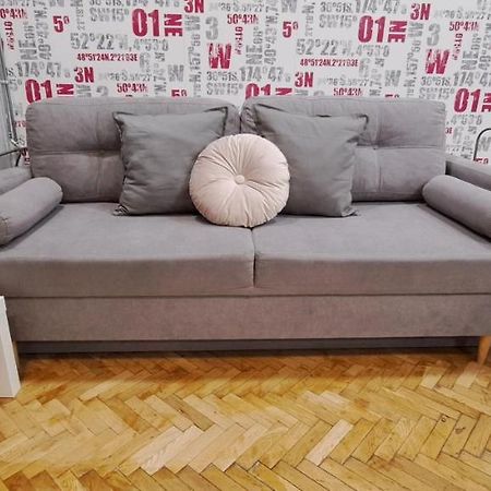 בודפשט 6-Pack Apartment In The Party District מראה חיצוני תמונה